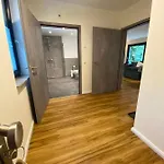 דירה Luxurioeses Rollstuhlgerechtes Ferienapartment A1 Mit Umzaeunten Garten, 65qm