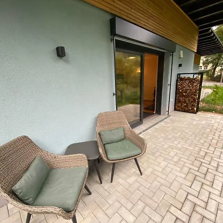 Luxurioeses Rollstuhlgerechtes Ferienapartment A1 Mit Umzaeunten Garten, 65qm * Amtsberg