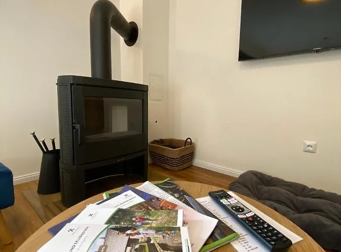 Luxurioeses Rollstuhlgerechtes Ferienapartment A1 Mit Umzaeunten Garten, 65qm Apartment Amtsberg